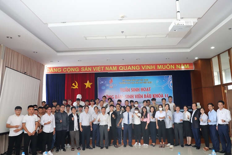 PVU chính thức khai mạc tuần Sinh hoạt công dân đầu khóa chào đón tân sinh viên PVU khai mạc tuần sinh hoạt công dân đầu khóa chào đón tân sinh viên