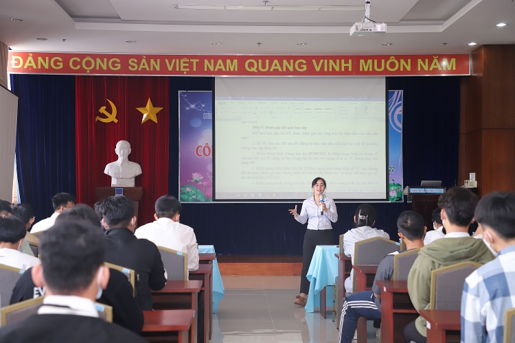 PVU chính thức khai mạc tuần Sinh hoạt công dân đầu khóa chào đón tân sinh viên PVU khai mạc tuần sinh hoạt công dân đầu khóa chào đón tân sinh viên