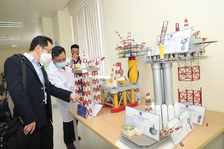 Trường Đại học Dầu khí Việt Nam ký biên bản ghi nhớ hợp tác với PPC - Trường Đại học Chulalongkorn Thái Lan