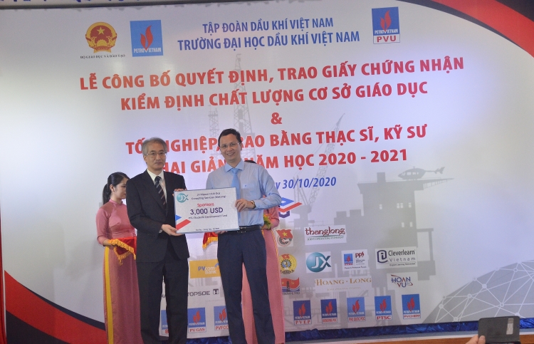 Đại học Dầu khí Việt Nam trao bằng Thạc sỹ -Kỹ sư, khai giảng năm học mới 2020-2021 Đại học Dầu khí Việt Nam khai giảng năm học mới 2020-2021 và trao bằng thạc sỹ, kỹ sư