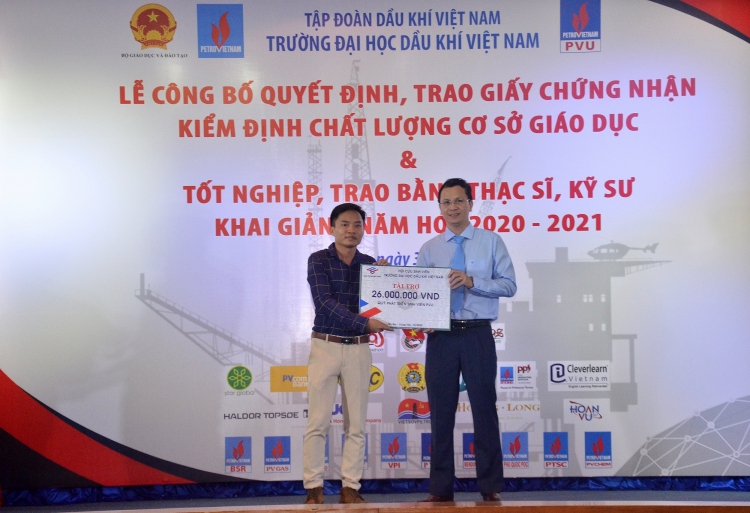 Đại học Dầu khí Việt Nam trao bằng Thạc sỹ -Kỹ sư, khai giảng năm học mới 2020-2021 Đại học Dầu khí Việt Nam khai giảng năm học mới 2020-2021 và trao bằng thạc sỹ, kỹ sư