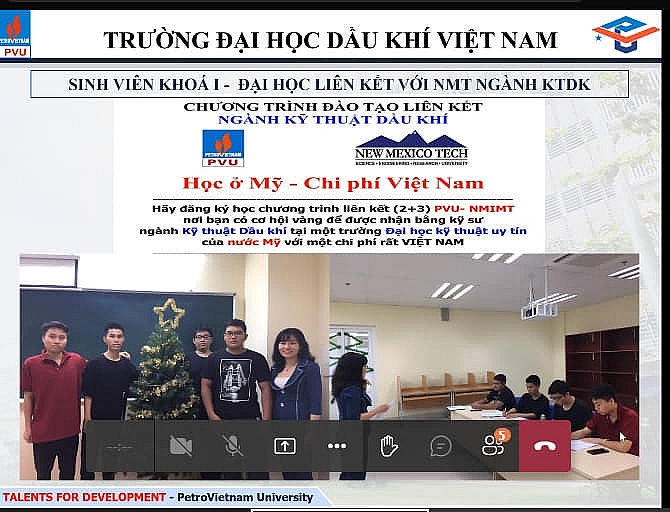 PVU tổ chức “Tuần lễ sinh hoạt công dân HS-SV đầu khóa” năm 2021
