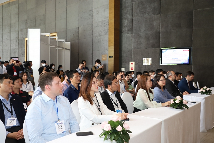 Khai mạc Triển lãm quốc tế máy móc, thiết bị ngành dầu khí 2022 Khai mạc Triển lãm quốc tế máy móc, thiết bị ngành Dầu khí 2022