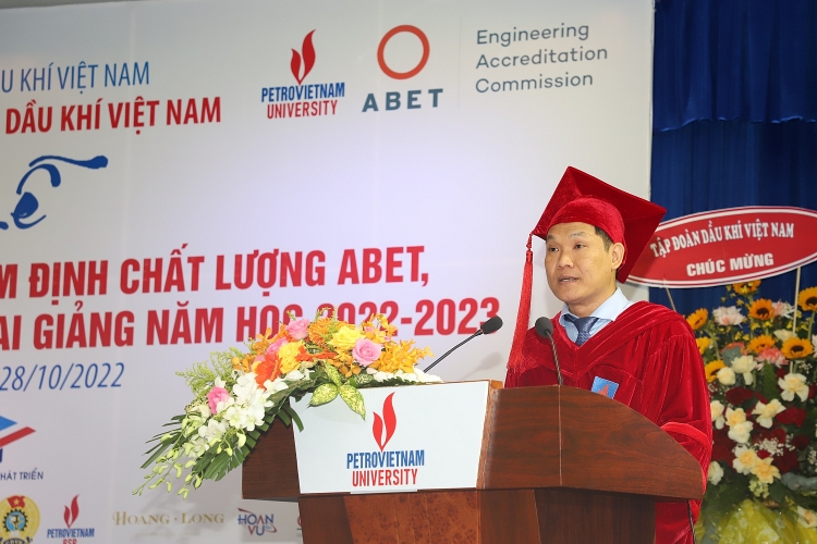 Trường Đại học Dầu khí Việt Nam công bố đạt chuẩn kiểm định chất lượng ABET