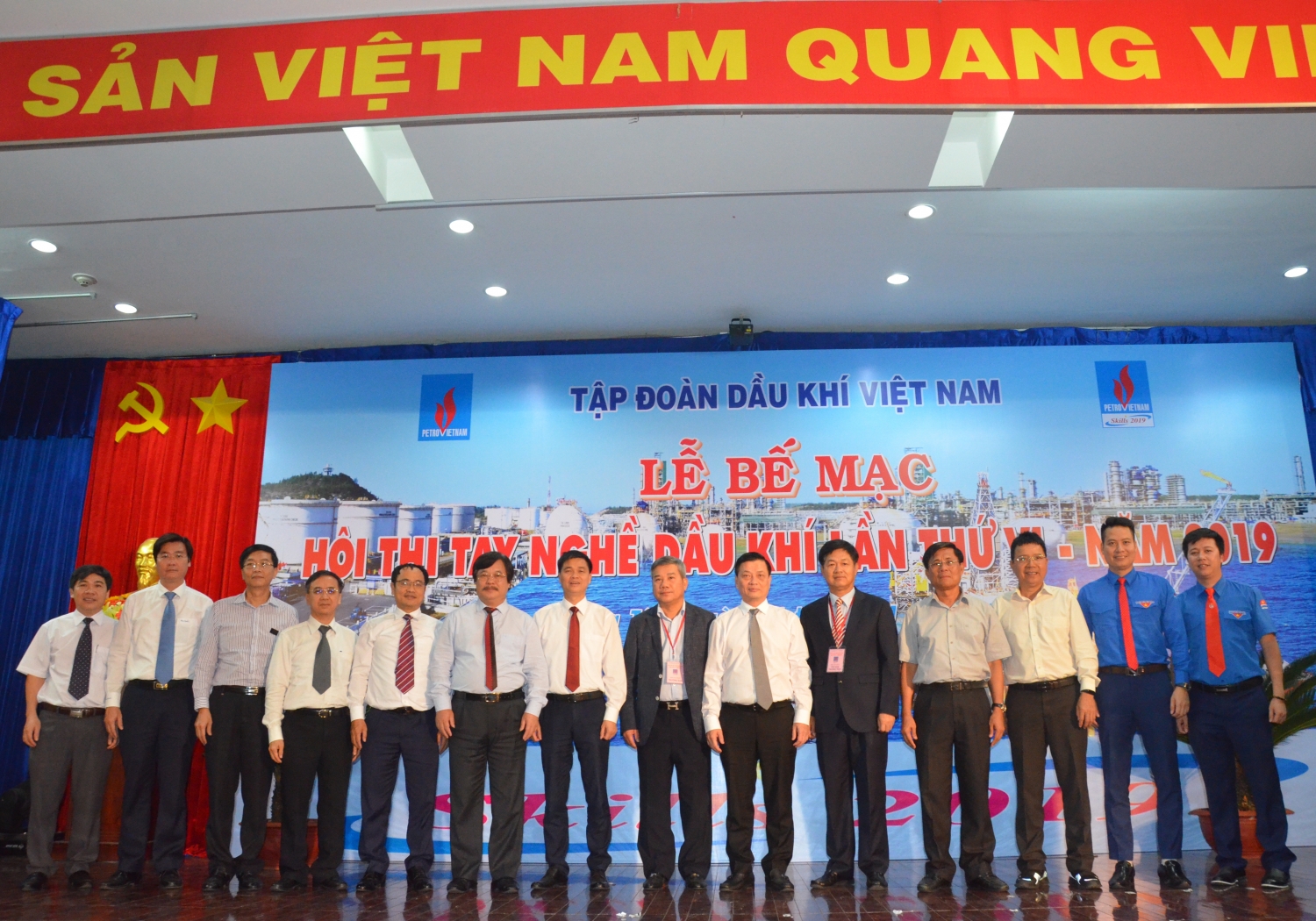 Bế mạc và trao giải Hội thi tay nghề Dầu khí lần thứ VI năm 2019 be mac va trao giai hoi thi tay nghe dau khi lan thu vi nam 2019