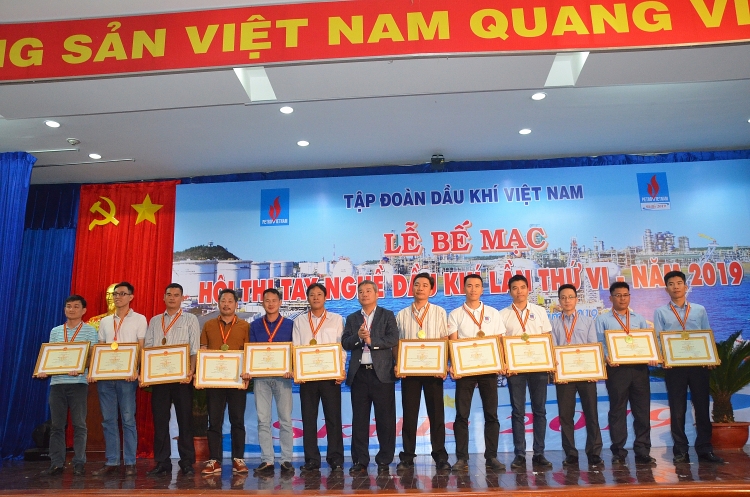 Bế mạc và trao giải Hội thi tay nghề Dầu khí lần thứ VI năm 2019 be mac va trao giai hoi thi tay nghe dau khi lan thu vi nam 2019