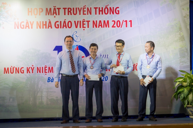 PVU tổ chức kỷ niệm Ngày Nhà giáo Việt Nam và 10 năm thành lập