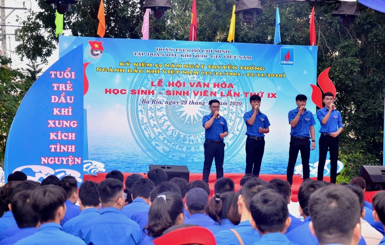 Sôi động và ý nghĩa với Lễ hội Văn hóa học sinh - sinh viên lần thứ IX