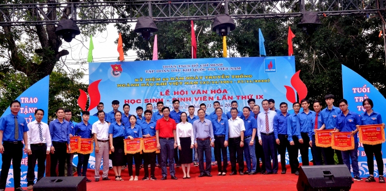 Sôi động và ý nghĩa với Lễ hội Văn hóa học sinh - sinh viên lần thứ IX