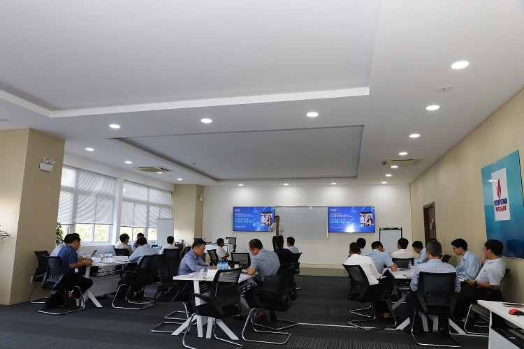 PVCollege bế giảng khóa đào tạo Phát triển năng lực quản lý cho Petrovietnam PVCollege bế giảng khóa đào tạo Phát triển năng lực quản lý cho Petrovietnam