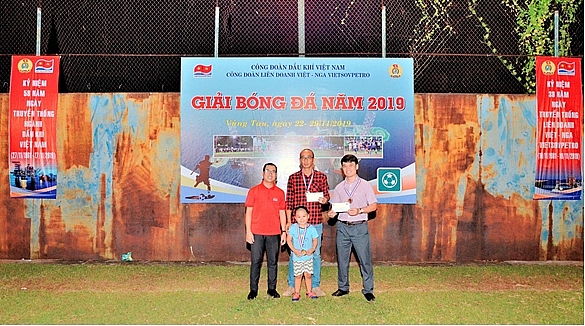 Vietsovpetro tổ chức thành công Giải bóng đá Nam năm 2019 vietsovpetro to chuc thanh cong giai bong da nam nam 2019