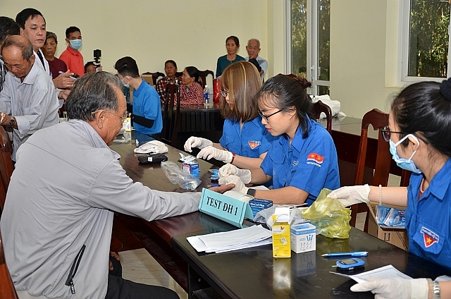 Vietsovpetro tổ chức chương trình khám bệnh từ thiện năm 2019 vietsovpetro to chuc chuong trinh kham benh tu thien nam 2019