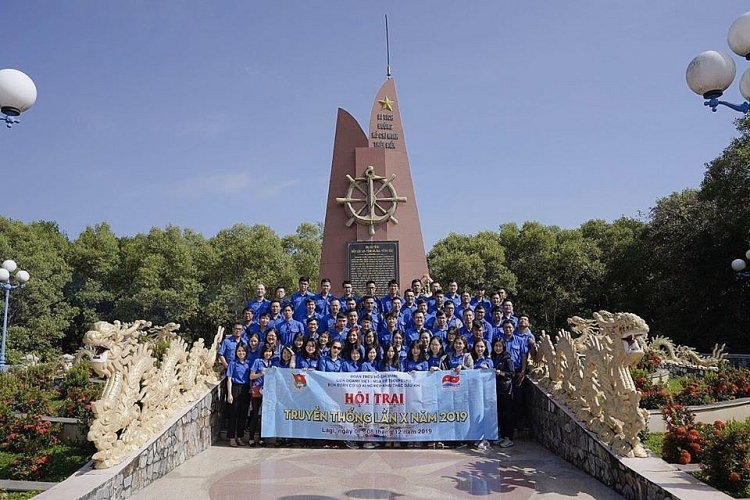 doan thanh nien xi nghiep khai thac dau khi to chuc hoi trai truyen thong nam 2019