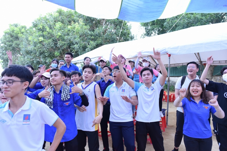 Chùm ảnh: Lễ hội Văn hóa học sinh – sinh viên lần thứ IX