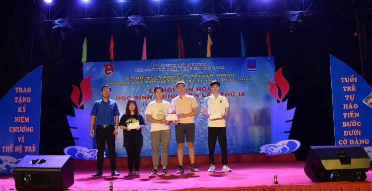Chùm ảnh: Lễ hội Văn hóa học sinh – sinh viên lần thứ IX