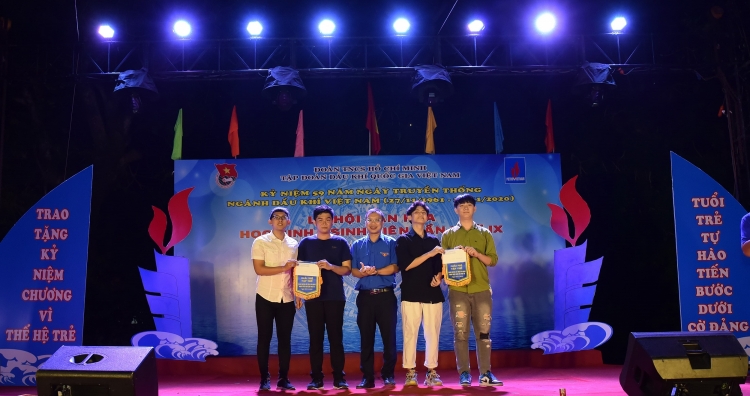 Chùm ảnh: Lễ hội Văn hóa học sinh – sinh viên lần thứ IX