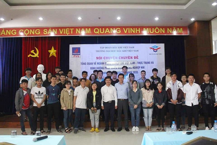PVU tổ chức nói chuyện Chuyên đề Tổng quan về ngành công nghiệp khí Việt Nam