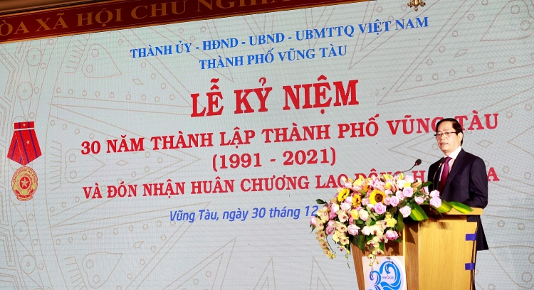 Thành phố Vũng Tàu tổ chức Lễ kỷ niệm 30 năm thành lập và đón nhận Huân chương Lao động hạng Ba