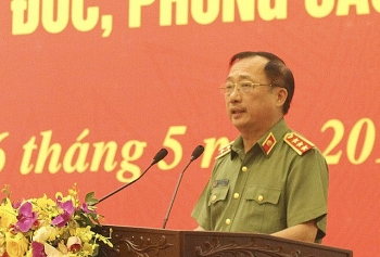 Không có vùng cấm khi xử lý cán bộ vi phạm!