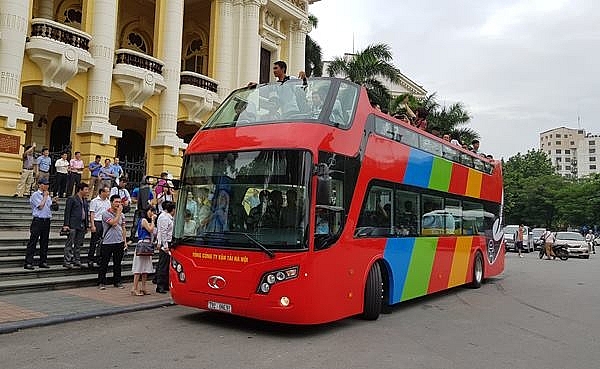 ha noi sap khai truong xe buyt 2 tang city tour