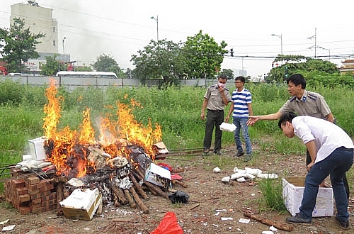 ha noi dot 590 banh heroin tang vat vu an
