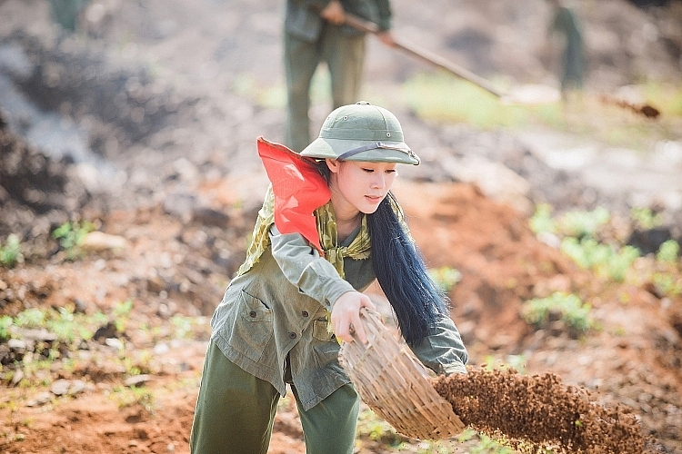 thu tuong dang huong tuong niem ngay thuong binh liet sy 10 nguoi chet va mat tich do mua lu