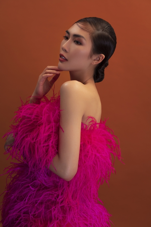 hoa hau tuong linh lot xac trong bo hinh thoi trang quy co bi an