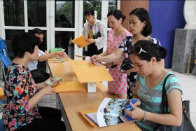 Bắt đầu bán hồ sơ xét tuyển lớp 6