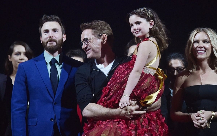 nhan sac khien moi trai tim tan chay cua sao nhi trong avengers endgame