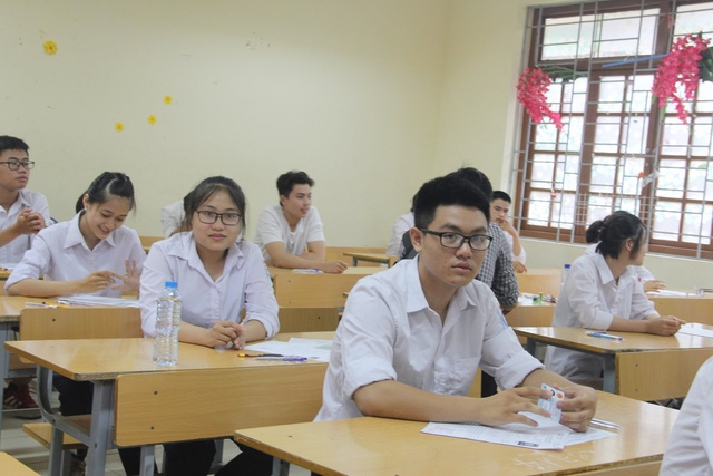 Đề thi và gợi ý giải đề thi môn Ngữ văn THPT Quốc gia 2018