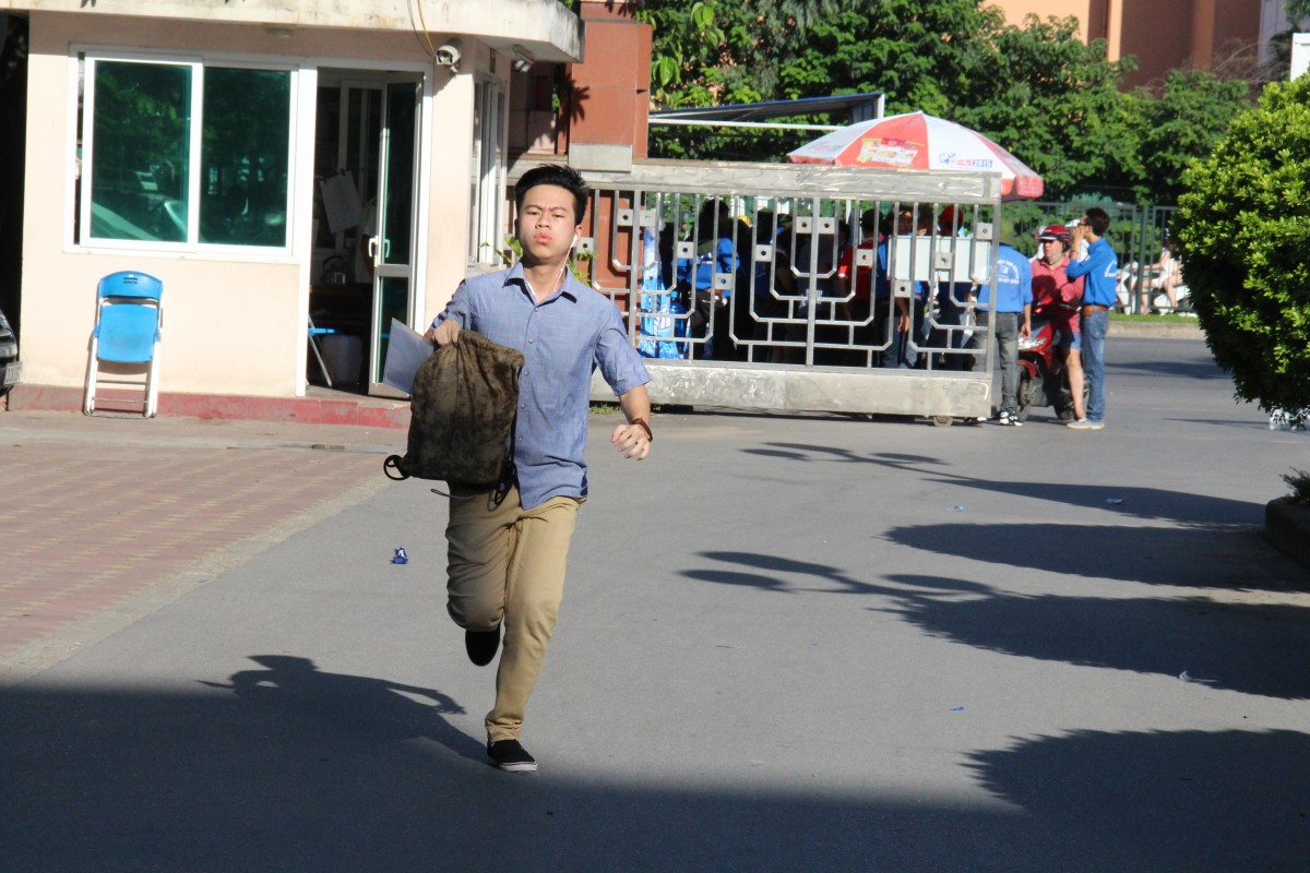 Kỳ thi THPT Quốc gia 2015: Thí sinh lo lắng trước môn thi đầu tiên