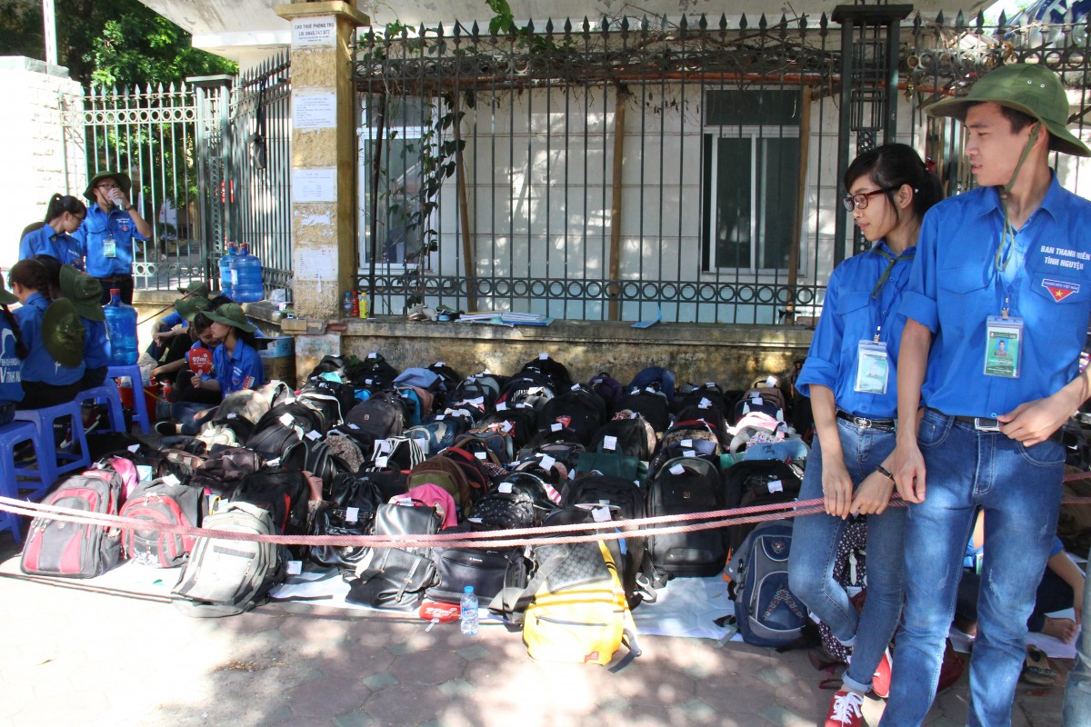 Kỳ thi THPT Quốc gia 2015: Thí sinh lo lắng trước môn thi đầu tiên