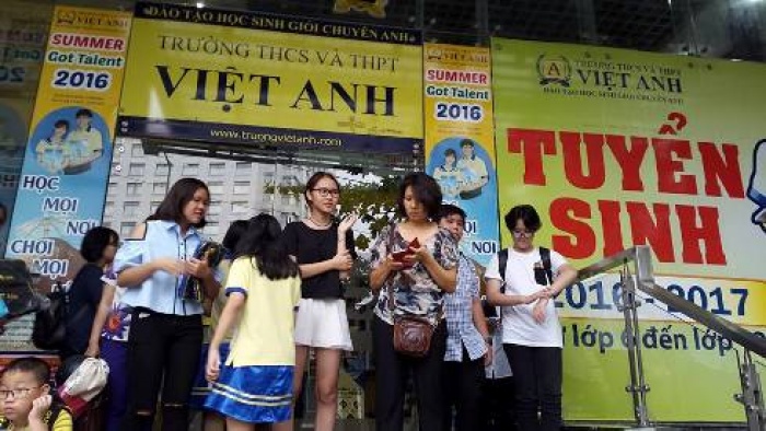 Phân trần của ngôi trường không nhận học sinh đồng tính