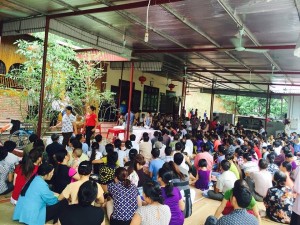 “Cô Phú Bồ Tát” từng bị đình chỉ khám chữa bệnh