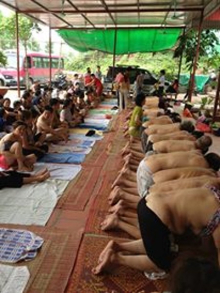 co phu bo tat tung bi dinh chi kham chua benh