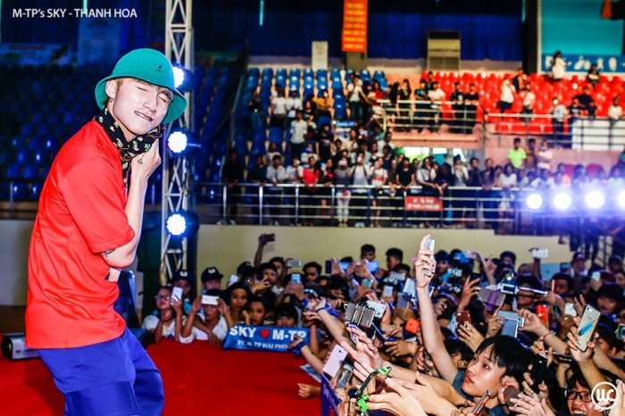 he lo buoi hop fan hoanh trang cua son tung m tp tai hue
