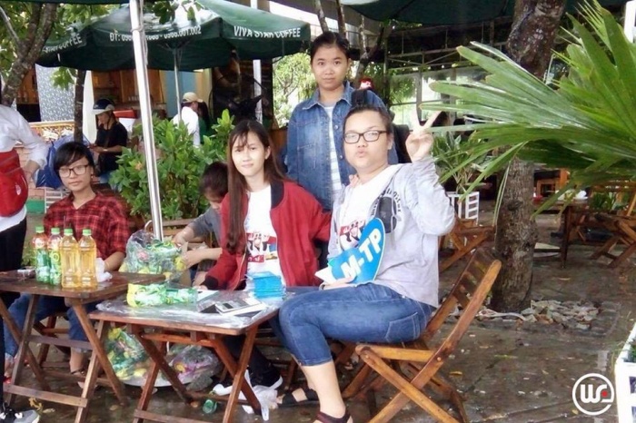 son tung doi non la hat nhac hue trong fan meeting