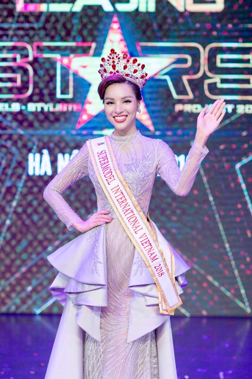 kha trang duoc cap phep du thi sieu mau quoc te 2018
