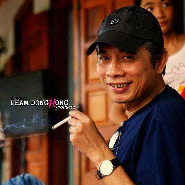 ong trum hai tet dao dien pham dong hong dot ngot qua doi