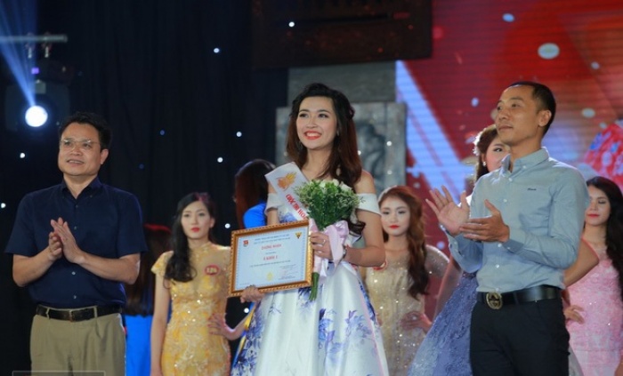 can canh nhan sac hoa khoi sinh vien ha noi 2016