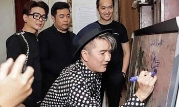 Đàm Vĩnh Hưng “phản pháo” khi bị chê là “con vẹt thiếu văn hóa”