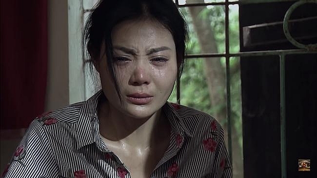 quynh bup be tap 17 lan doi mat voi ga chong ho ban tien