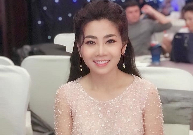 sao viet 811 chiem quoc thai len tieng ve tin don voi tan hoa hau trai dat nguyen phuong khanh