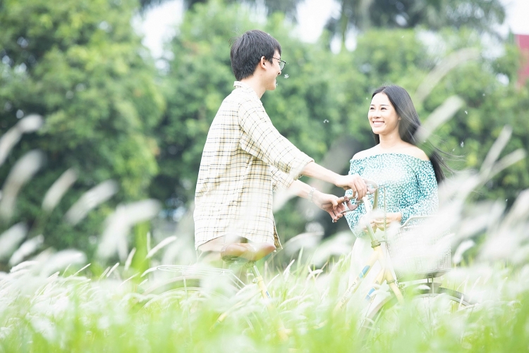 vo ca si viet hoan tung mv moi dung ngay sinh nhat