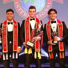 dai dien viet nam trinh bao dang quang mr international 2019