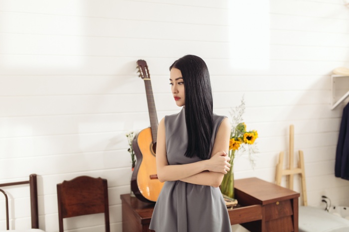 bao anh tinh khoi voi hinh tuong nu nghe si piano
