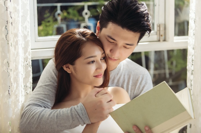 bao anh tinh khoi voi hinh tuong nu nghe si piano