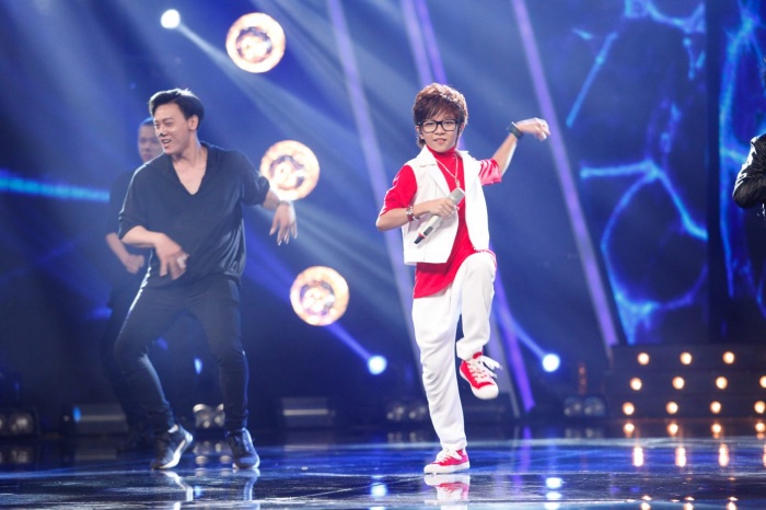 ho van cuong khong hat dan ca van dan dau