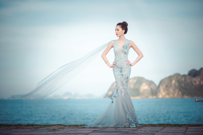hoa hau dang thu thao hoa nu than truoc bien