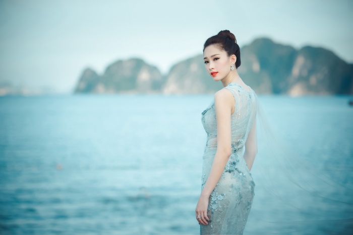 hoa hau dang thu thao hoa nu than truoc bien